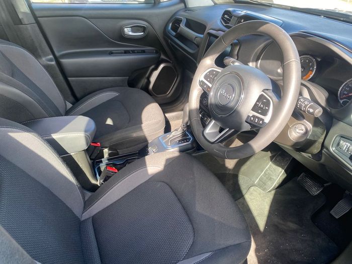 Jeep Renegade 2023