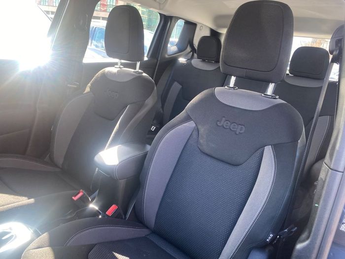 Jeep Renegade 2023