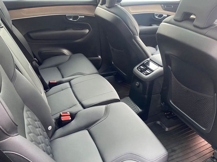 Volvo XC90 2025
