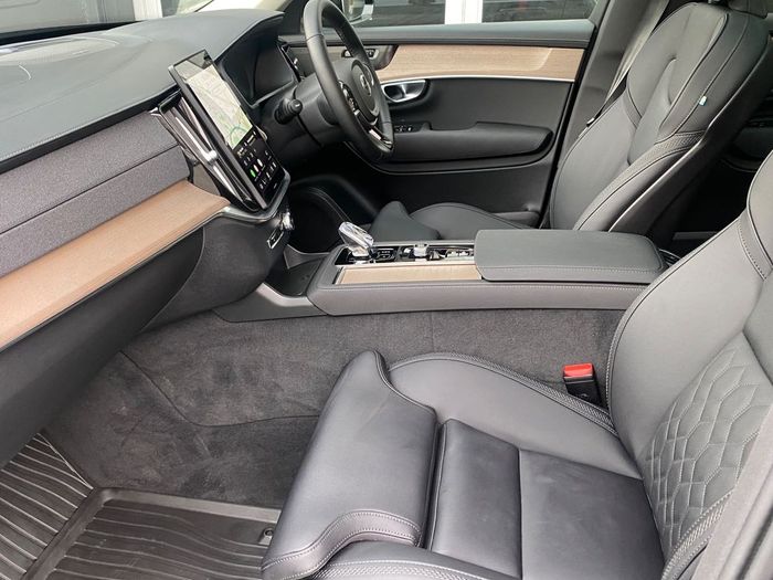 Volvo XC90 2025