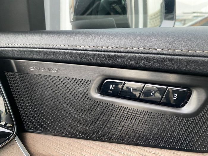 Volvo XC90 2025