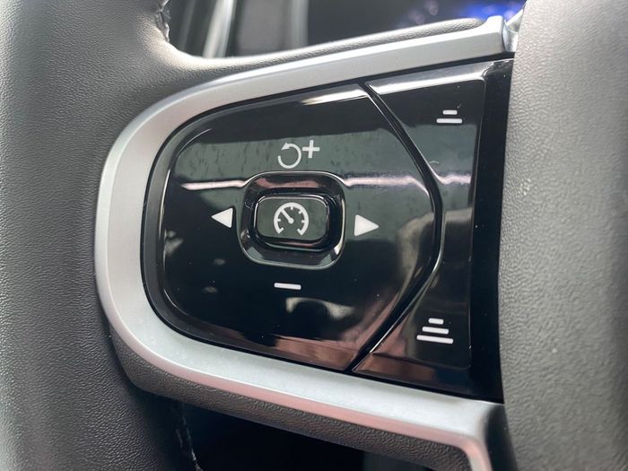 Volvo XC90 2025