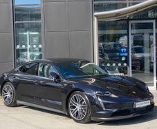 Porsche Taycan 2023