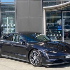 Porsche Taycan 2023