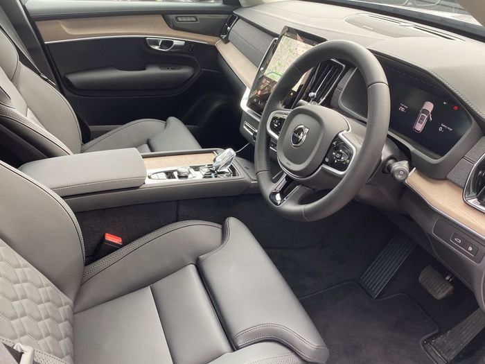Volvo XC90 2026