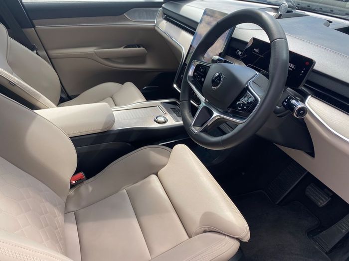 Volvo EX90 2025