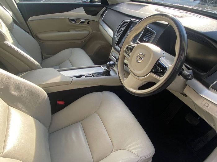 Volvo XC90 2019