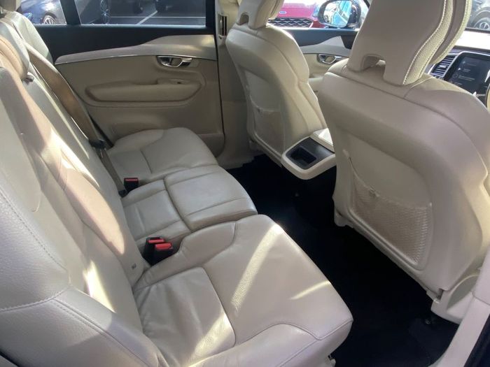Volvo XC90 2019