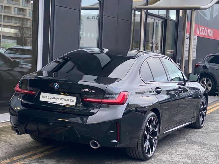 BMW 3 Series 2025