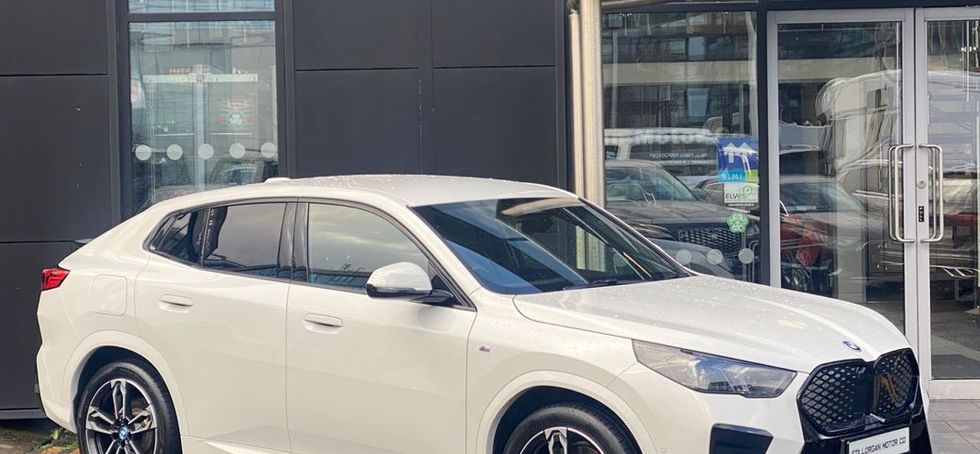 BMW iX2 2025