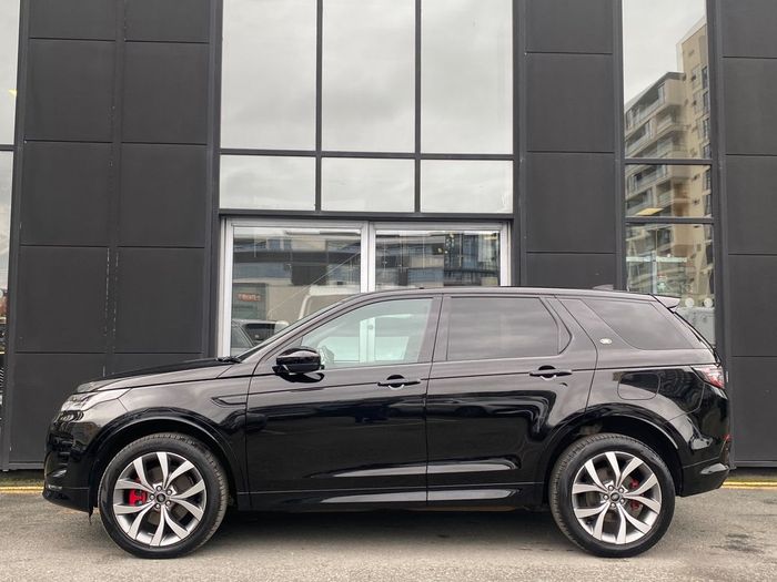 Land Rover Discovery Sport 2024
