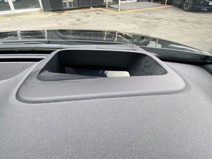 Land Rover Discovery Sport 2024