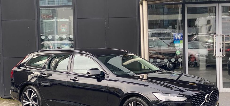 Volvo V90 2023