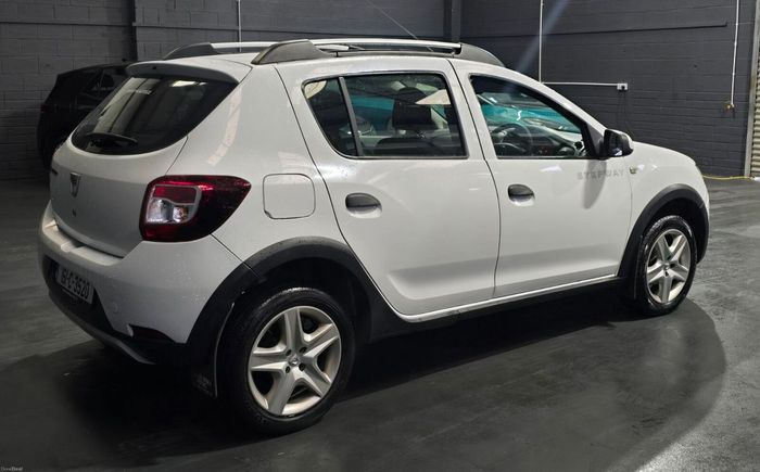 Dacia Sandero Stepway 2015