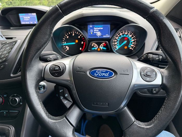 Ford Kuga 2015