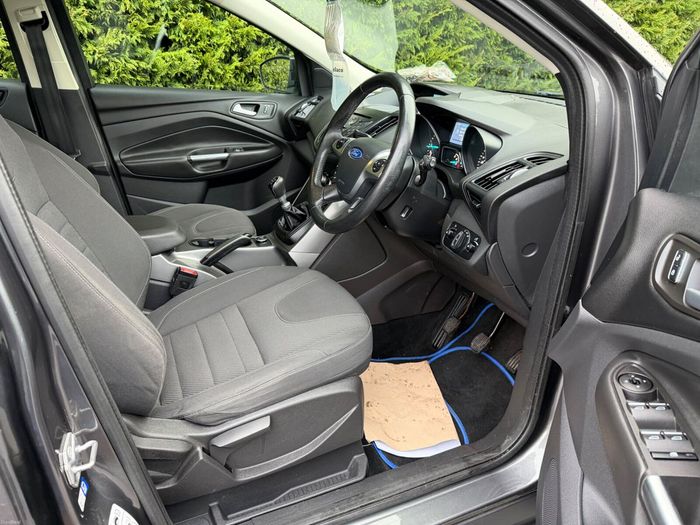Ford Kuga 2015