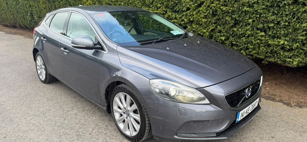 Volvo V40 2014
