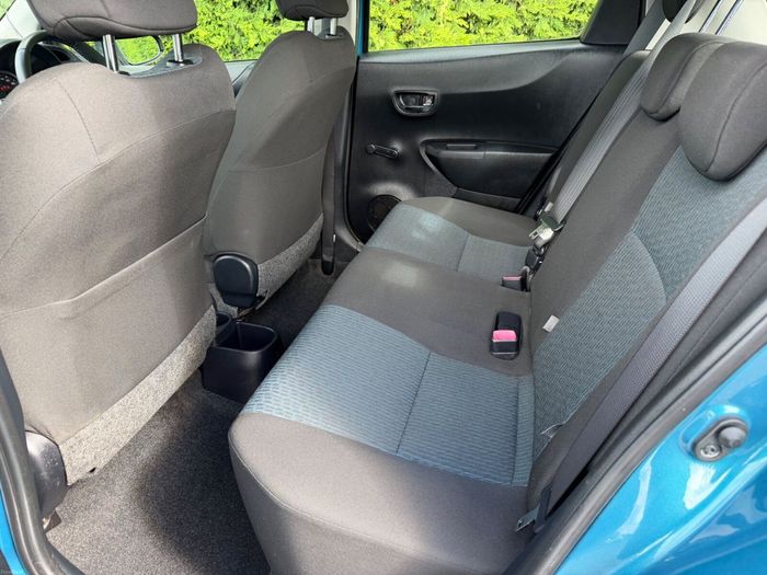 Toyota Yaris 2012