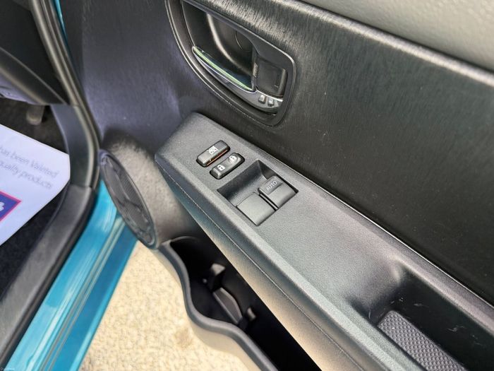 Toyota Yaris 2012