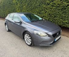 Volvo V40 2014