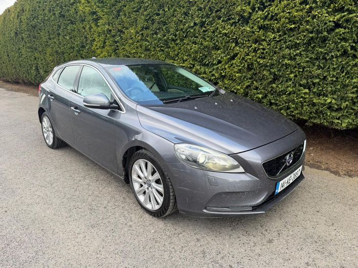 Volvo V40 2014