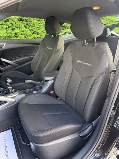 Hyundai Veloster 2014