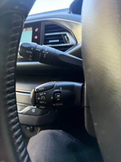 Peugeot 308 2014