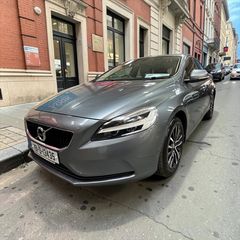 Volvo V40 2019