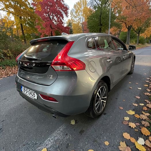 Volvo V40 2019