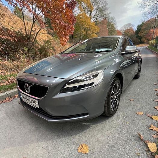 Volvo V40 2019
