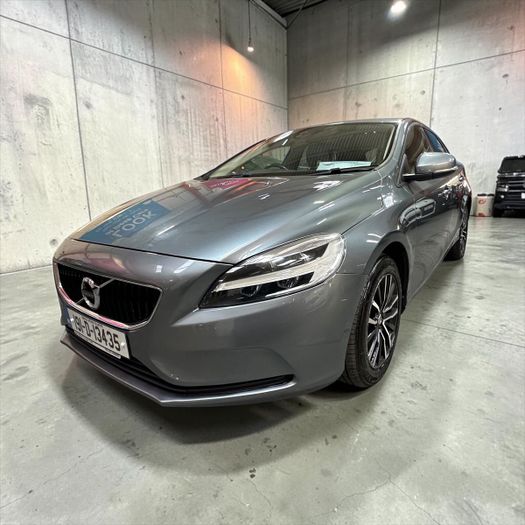 Volvo V40 2019