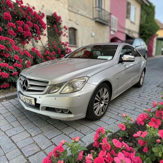 Mercedes-Benz E-Class 2010