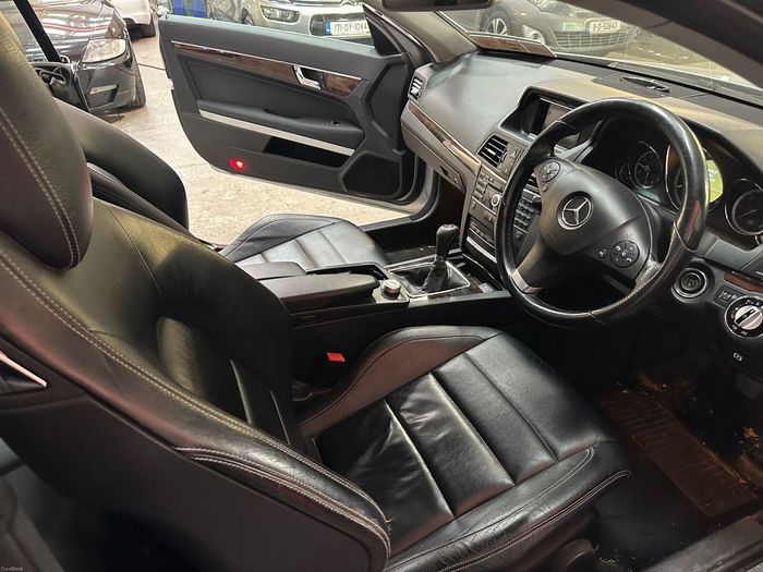 Mercedes-Benz E-Class 2010