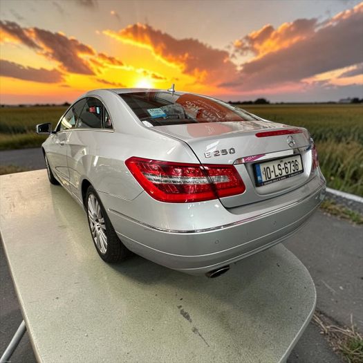 Mercedes-Benz E-Class 2010