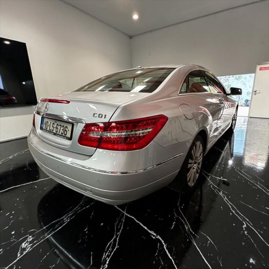 Mercedes-Benz E-Class 2010