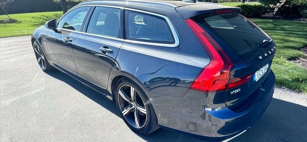 Volvo V90 2017