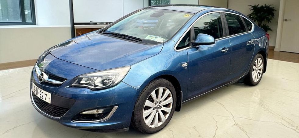Opel Astra 2013