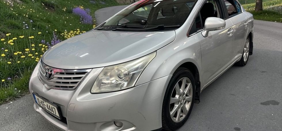 Toyota Avensis 2010