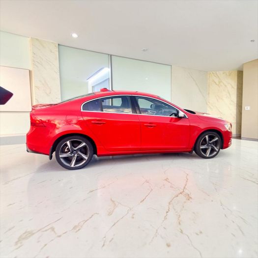 Volvo S60 2015