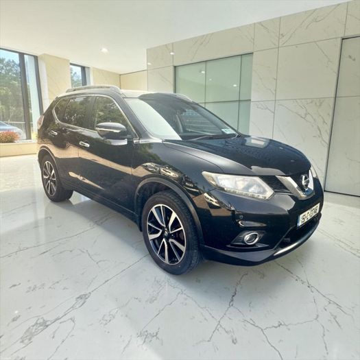 Nissan X-Trail 2015