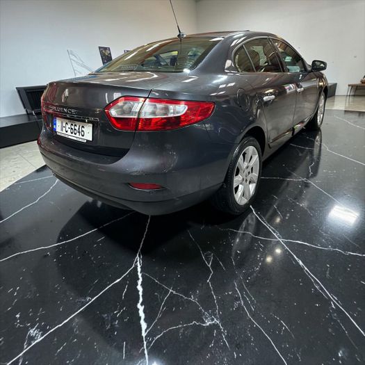 Renault Fluence 2011