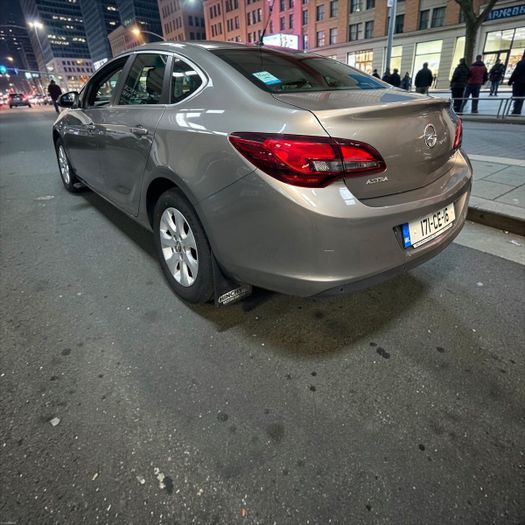 Opel Astra 2017
