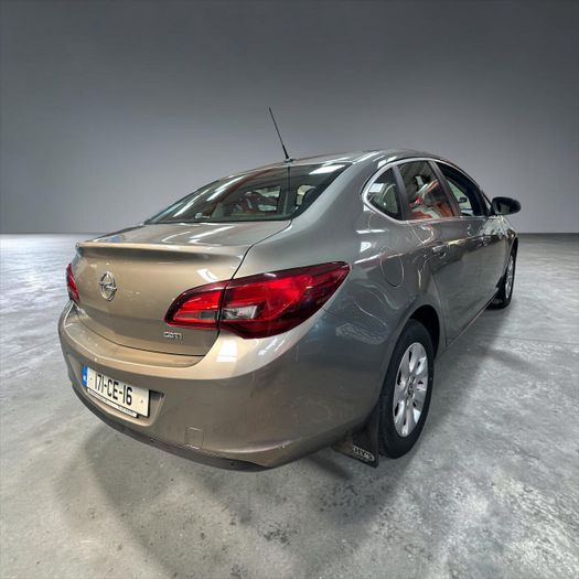Opel Astra 2017