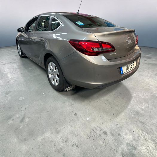 Opel Astra 2017