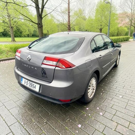 Renault Laguna 2011