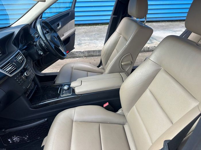 Mercedes-Benz E-Class 2013