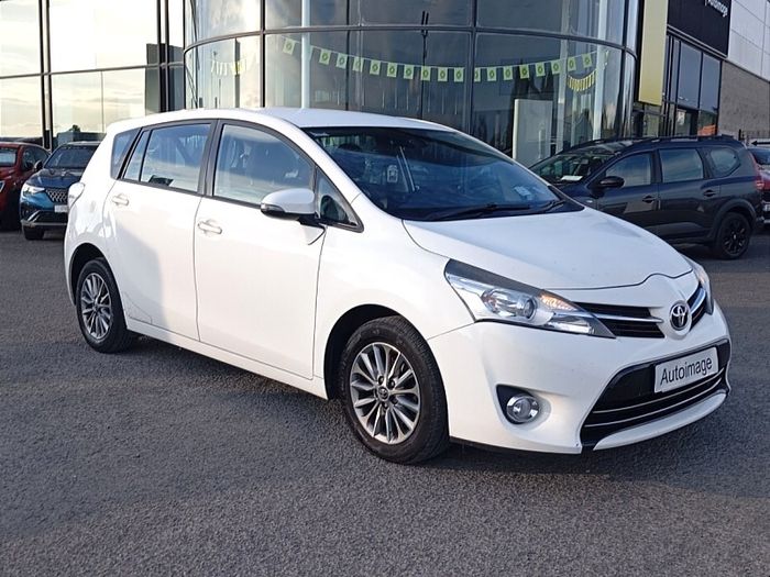 Toyota Verso 2016