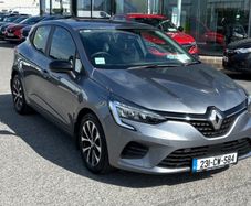 Renault Clio 2023