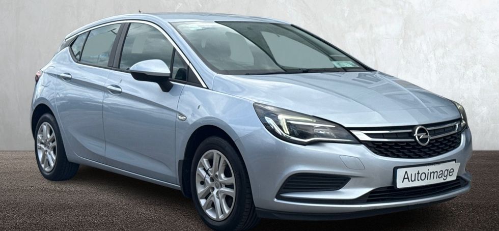 Opel Astra 2016