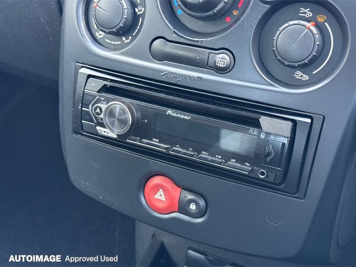 Renault Clio 2011